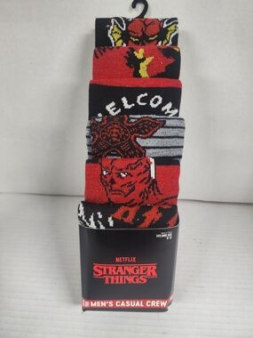 NWT Stranger Things 6-Pack Crew Men's Socks - Damaged Packaging